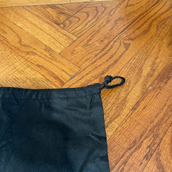 JW Marriott Marquis Dubai Logo never used laundry bag - Picture 3 of 4